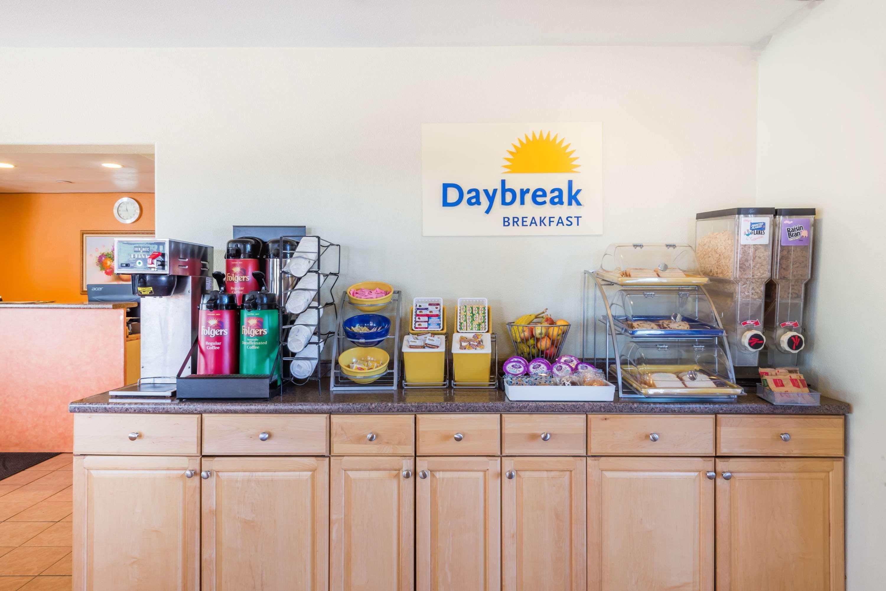 Days Inn By Wyndham Socorro Ngoại thất bức ảnh