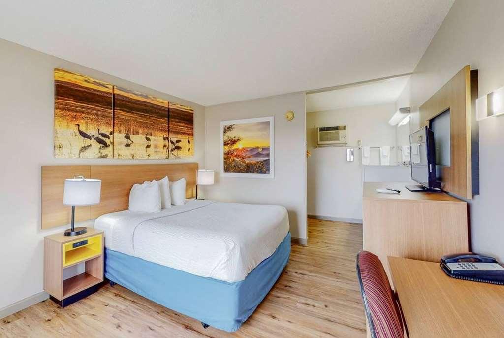 Days Inn By Wyndham Socorro Phòng bức ảnh
