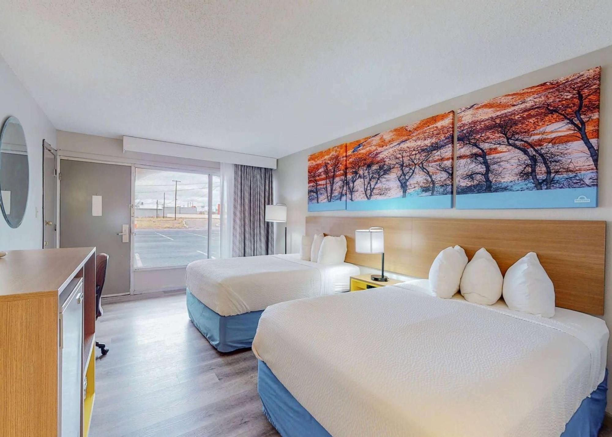 Days Inn By Wyndham Socorro Ngoại thất bức ảnh